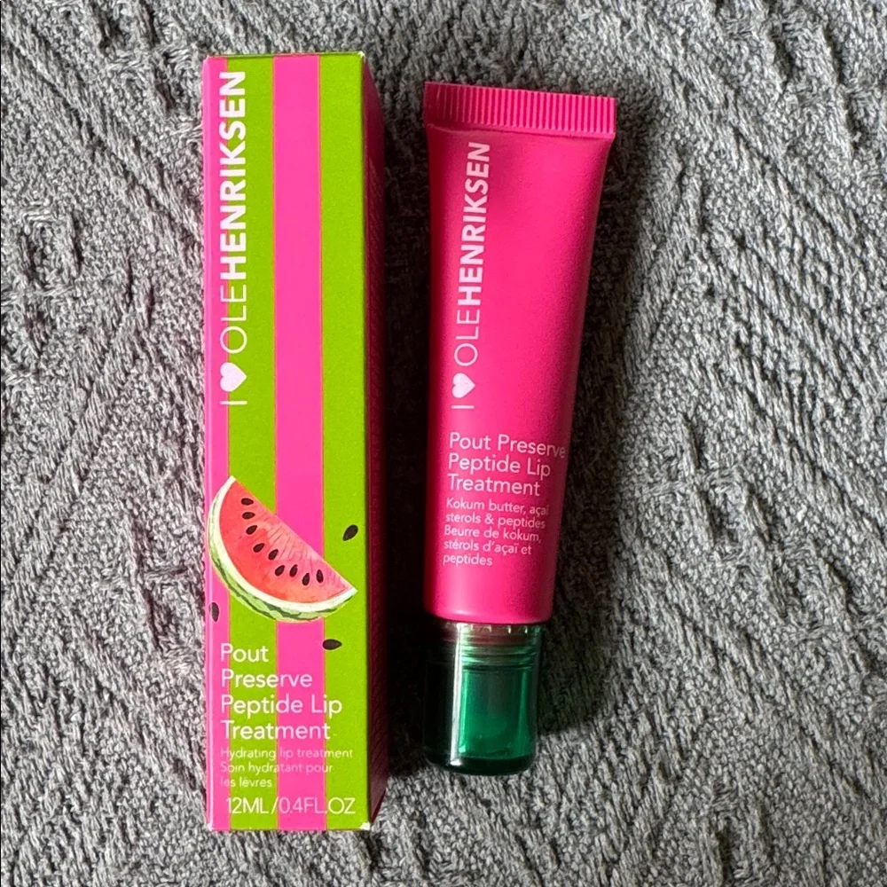 OLEHENRIKSEN Pout Preserve Chillers Peptide Lip Treatment - New in Box